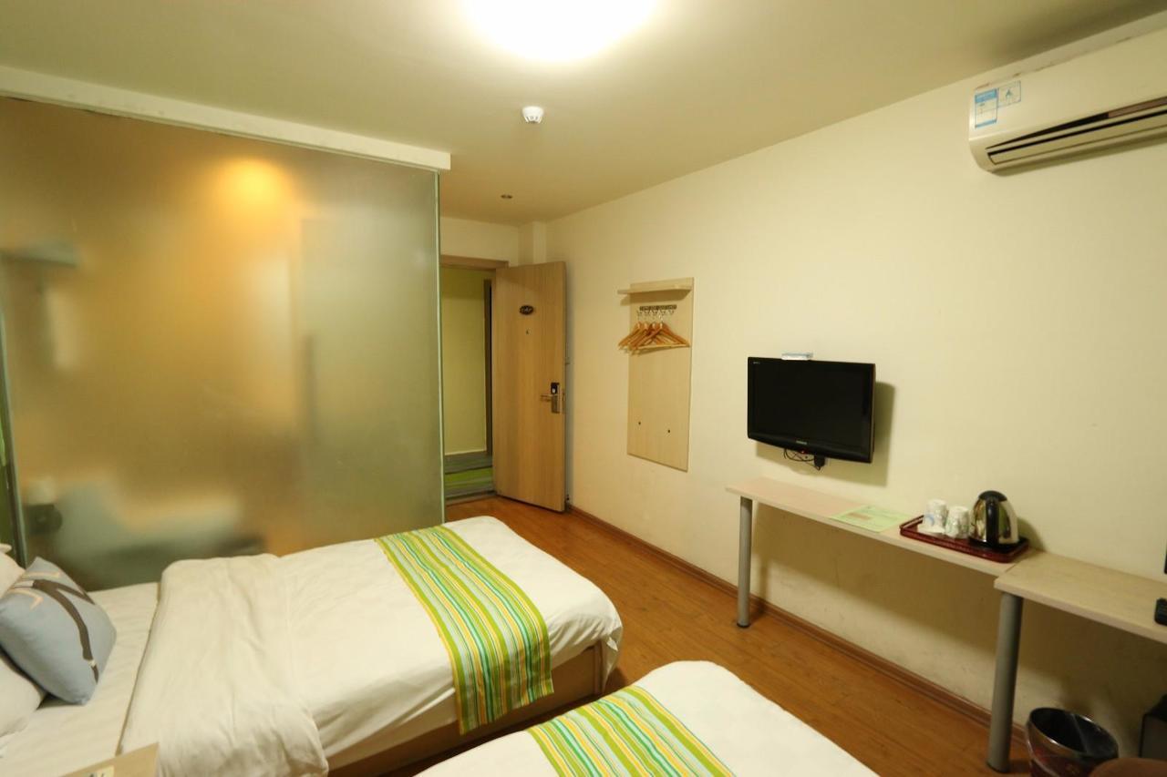 Pai Hotel Yangling Park Road Bagian luar foto